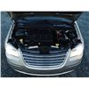 Image 49 : G6 --  2009 CHRYSLER TOWN AND COUNTRY LIMITED, Gold, 245445