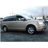 Image 9 : G6 --  2009 CHRYSLER TOWN AND COUNTRY LIMITED, Gold, 245445