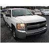 Image 8 : F2 --  2008 CHEVROLET SILVERADO 2500 HEAVY DUTY EXT CAB, White, 275008 KM