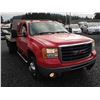 Image 8 : F4 --  2008 CHEVROLET SILVERADO 3500 FLAT DECK EXT CAB, Red, 376208 KM