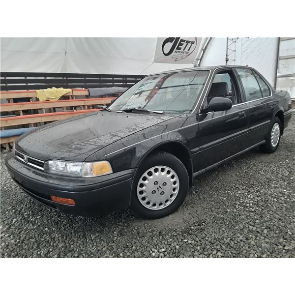 A11 --  1992 HONDA ACCORD LX, Grey, 344478 KM   "NO RESERVE"