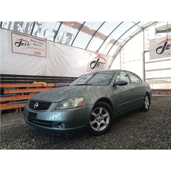 A9 --  2005 NISSAN ALTIMA S, Green, 201018 KM