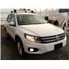 Image 9 : C6B --  2015 VW TIGUAN S AWD, White, 157209