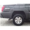 Image 34 : G3 --  2004 CHEVROLET AVALANCHE 1500 4X4, Grey, 130,406 KM