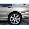 Image 28 : H2 --  2003 JAGUAR X TYPE, Gold, 164688 KM