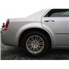 Image 41 : I4 --  2008 CHRYSLER 300 TOURING, Silver, 158932 KM