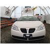 Image 8 : A12 --  2008 PONTIAC G6 GT CONVERTIBLE, White, 184215 KM