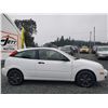 Image 21 : I6 --  2007 FORD FOCUS ZX3 , White, 192386 MILES