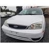 Image 8 : I6 --  2007 FORD FOCUS ZX3 , White, 192386 MILES