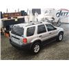 Image 17 : A12G --  2005 FORD ESCAPE XLT AWD, Silver, 281444 KM