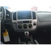 Image 66 : A12G --  2005 FORD ESCAPE XLT AWD, Silver, 281444 KM