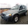 Image 3 : D5 --  2005 FORD ESCAPE XLT, Green, 253736 KM