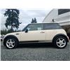 Image 21 : B5 --  2004 MINI COOPER , White, 212,213 KM