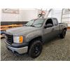 Image 4 : F6 --  2011 GMC SIERRA 1500 EXT CAB, Grey, 239966 KMS