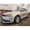 Image 2 : C6 --  2012 VW JETTA TDI , White, 226896 KM