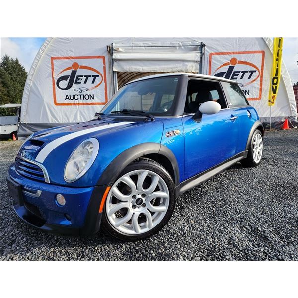 B3 --  2006 MINI COOPER S, Blue, 196474 KM