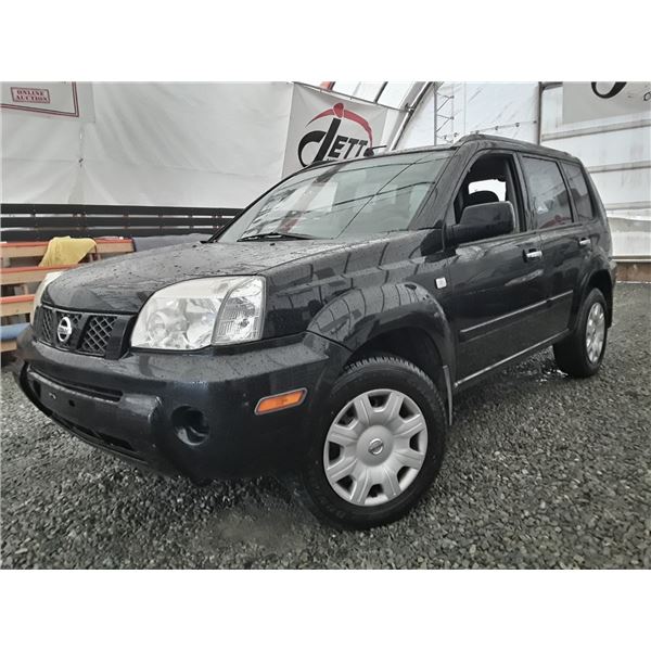 E5 --  2005 NISSAN XTRAIL XE 4X4 , Black, 180806 KM