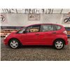 Image 24 : A2 --  2009 HONDA FIT DX A, Red, 79906 KM   "NO RESERVE"