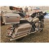 Image 15 : 0A --  2007 HARLEY-DAVIDSON FLHT CLASSIC ULTRA, GREY, 17,626 KM