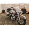 Image 9 : 0A --  2007 HARLEY-DAVIDSON FLHT CLASSIC ULTRA, GREY, 17,626 KM