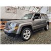 Image 2 : C3 --  2013 JEEP PATRIOT 4X4, Grey, 211157 KM