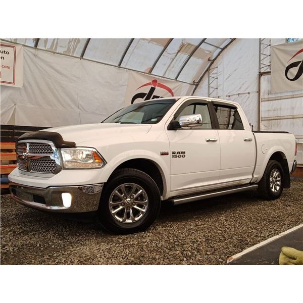 C6E --  2013 DODGE RAM LARAMIE CREW CAB 4X4, White, 184293 KM