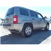 Image 14 : E3 --  2008 JEEP PATRIOT SPORT S, GOLD, 116,138 KMS