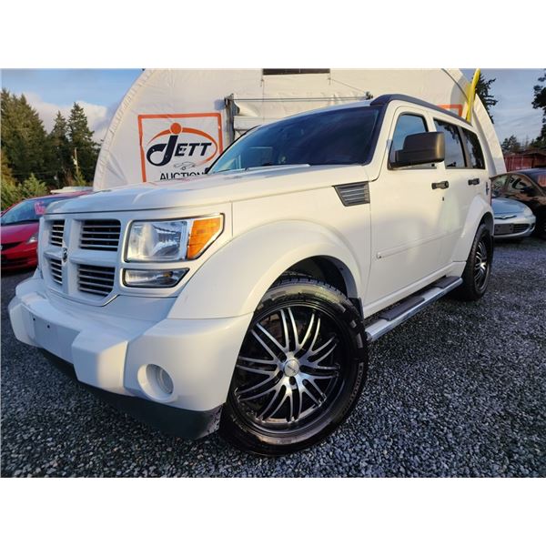 C6G --  2011 DODGE NITRO SXT 4X4, White, 205402 KM