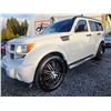 Image 3 : C6G --  2011 DODGE NITRO SXT 4X4, White, 205402 KM