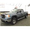 Image 3 : C6F --  2009 GMC SIERRA 2500 HEAVYT DUTY CREW CAB 4X4, Grey, 189708 KM