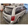 Image 16 : I2 --  2010 DODGE GRAND CARAVAN SE, Silver, 231894 KM