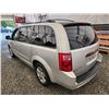 Image 21 : I2 --  2010 DODGE GRAND CARAVAN SE, Silver, 231894 KM