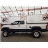 Image 29 : H4 --  2001 DODGE RAM 2500 EXT CAB 4X4, White, 347,852