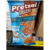 Image 2 : CASE LOT - Pretzel pzazz buffalo blue seasoned pretzel pieces 12x56g