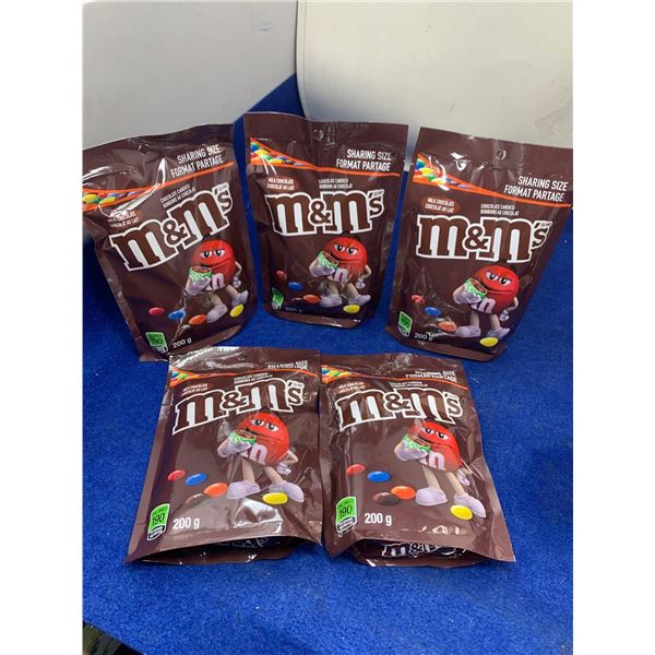Milk Chocolate M&M Candy (5 x 200g)