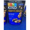 Image 2 : Kind Dipped Clusters Dark Chocolate Nuts & Berries (4 x 113g)
