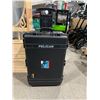 Image 7 : NEW PELICAN 1650 Roller Case with handle