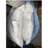 Image 2 : Allerease cooling pillows Queen Size Lot of 2