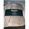 Image 3 : Roots Home Twin Plush Blanket