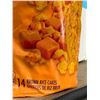 Image 3 : Quaker Crispy Minis Caramel Corn Flavor Brown Rice Cakes 12x186g
