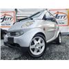 Image 1 : E5 --  2006 SMART FORTWO DIESEL, Silver, 166391 KM