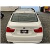 Image 25 : C6I --  2011 BMW 323 I , White, 160138 KM