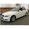 Image 3 : C6I --  2011 BMW 323 I , White, 160138 KM