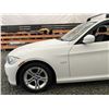 Image 40 : C6I --  2011 BMW 323 I , White, 160138 KM