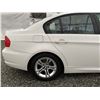 Image 48 : C6I --  2011 BMW 323 I , White, 160138 KM