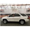Image 31 : A12F --  2004 ACURA MDX TOURING, White, 342341 KM, NO RESERVE