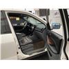 Image 56 : A12F --  2004 ACURA MDX TOURING, White, 342341 KM, NO RESERVE