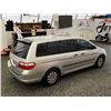 Image 19 : A12C --  2006 HONDA ODYSSEY , Silver, 374331 KM