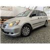 Image 1 : A12C --  2006 HONDA ODYSSEY , Silver, 374331 KM
