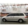 Image 30 : A12C --  2006 HONDA ODYSSEY , Silver, 374331 KM